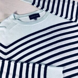 COPY - Premise lightweight sweater new without tags